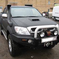 Toyota Hilux BlackFull
